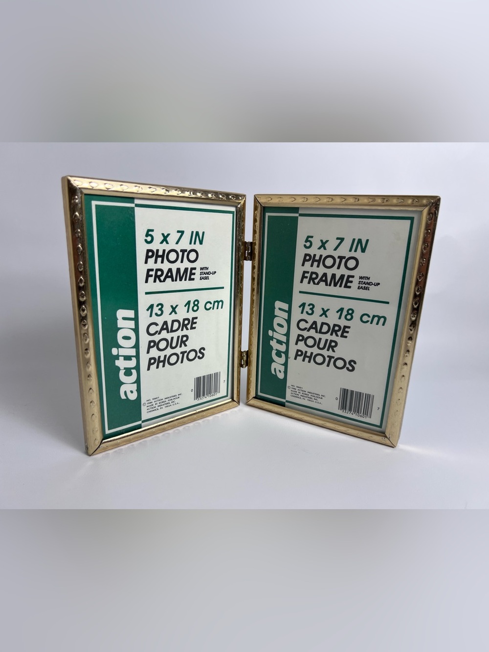 VTG 1980s Brass Tone Hinged Tabletop 5 x 7 Double Picture Frame READ